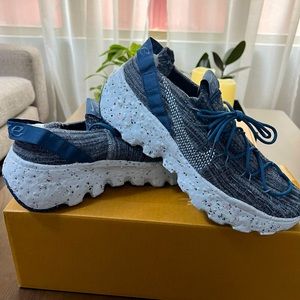 Nike Space Hippie 04 - Mystic Navy/Chambray Blue NEW